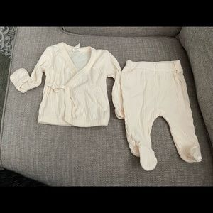 NWOT Kate Quinn kimono style top with pants